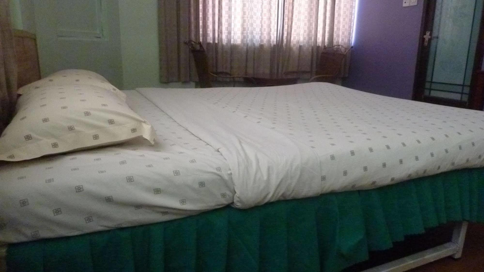 7 Hung Hung Inn Kota Kinabalu Kültér fotó