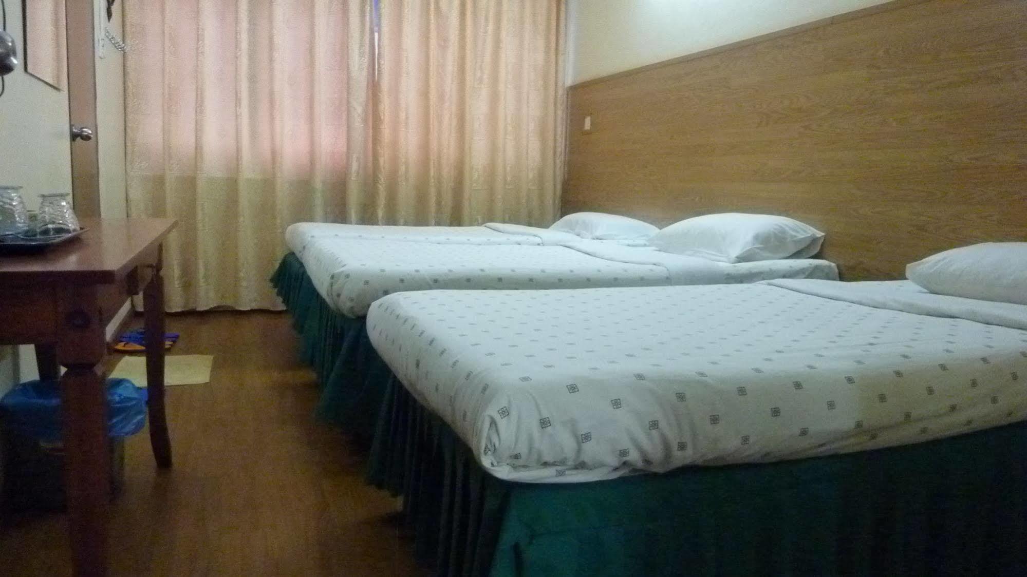 7 Hung Hung Inn Kota Kinabalu Kültér fotó