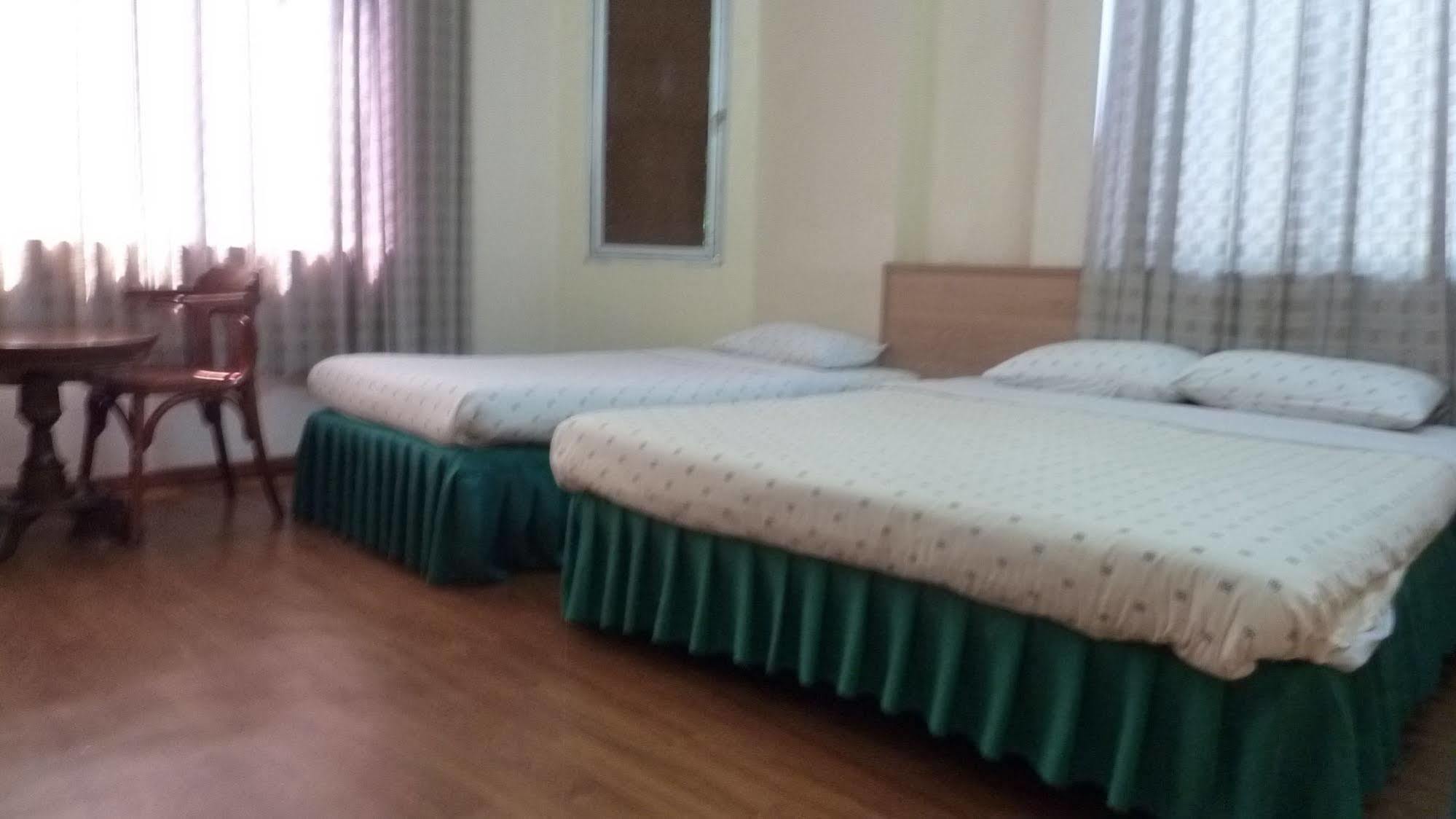 7 Hung Hung Inn Kota Kinabalu Kültér fotó